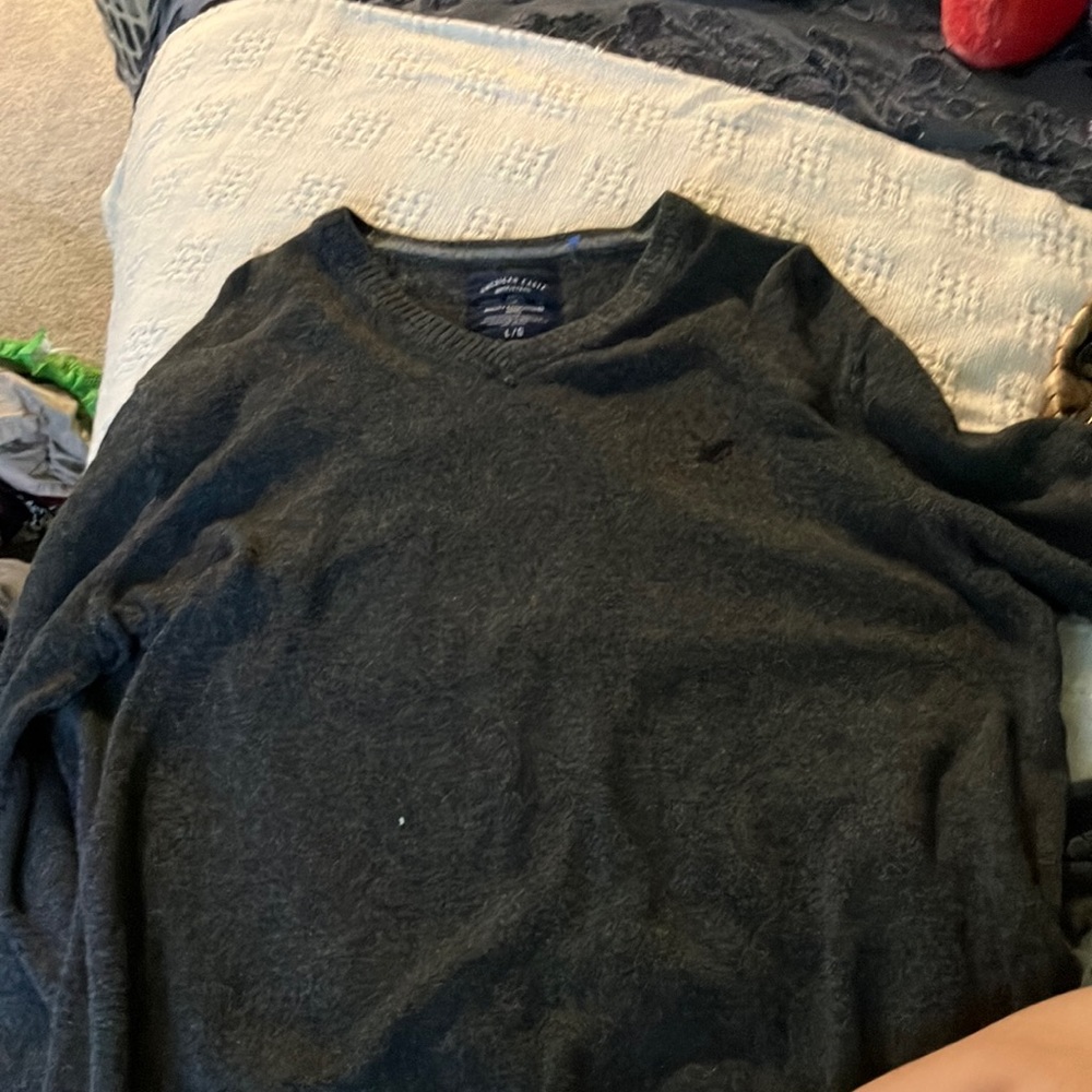 American eagle sweater shirt